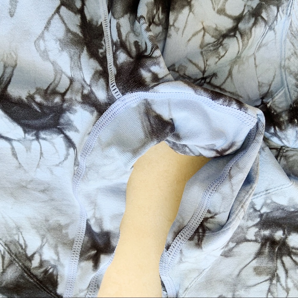 NWOT soulcycle Downtown Tie Dye Seamless Legging - Picture 8 of 8
